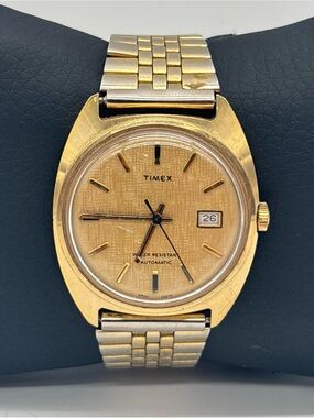 1975 Timex Viscount Automatic Calendar Men's Watch Gold Tone #47560 M32 Works